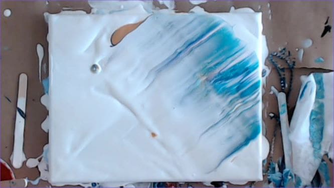 How to Paint a Butterfly Painting with Acrylic Pouring - Homebody Hall